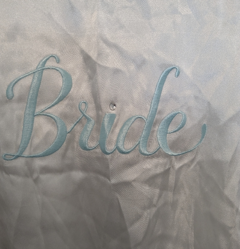 White XS Bride Robe - Picture 2 of 4